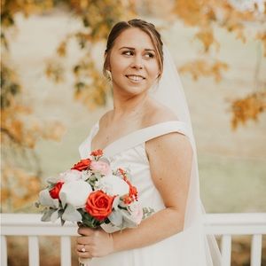 Meet your Posher, Courtney